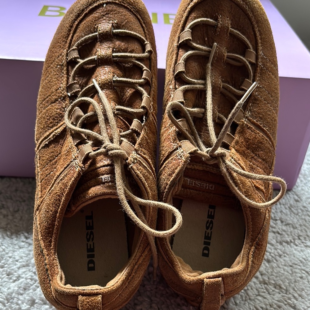Diesel Brown  sneakers leather upper size 7 still
 New